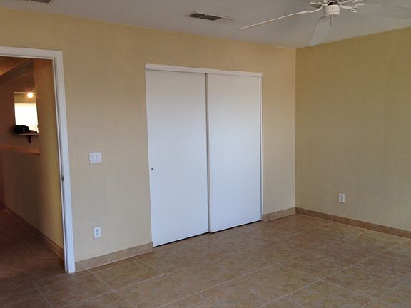 4th image of 2140 W Sunset Surprise Ct