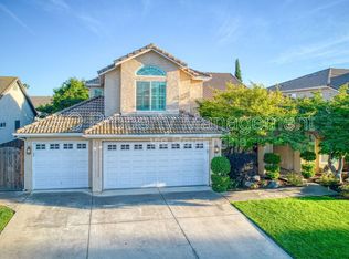 1621 E Ticonderoga Dr, Fresno, CA
