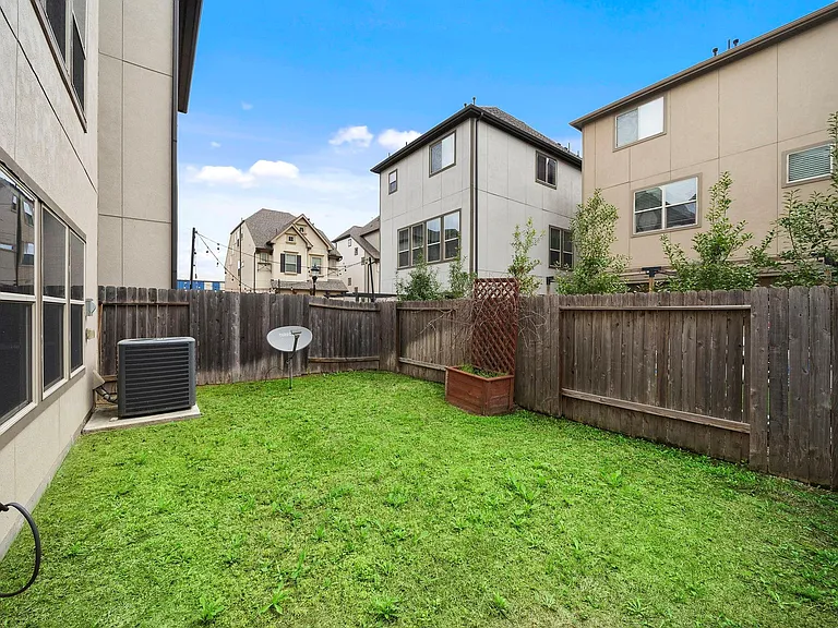 1510 Brayson Oaks Pl — Photo 36