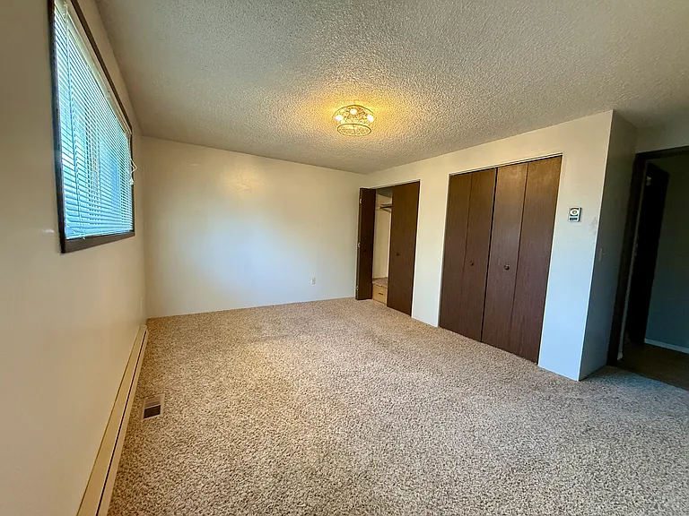 5363 Gatewood Dr — Photo 8