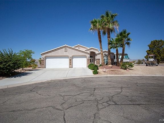 3rd image of 2149 E Lipan Place