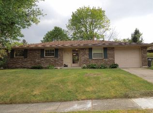 338 Ridgecrest Dr, Dayton, OH 45449