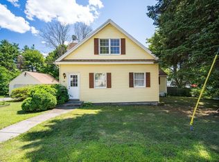 95 Quartus St, Chicopee, MA 01013
