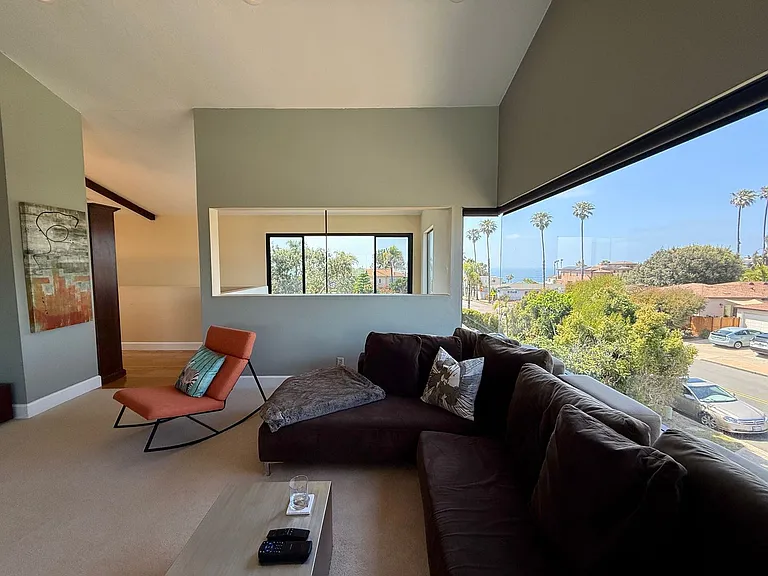 4221 Hill St — Photo 4