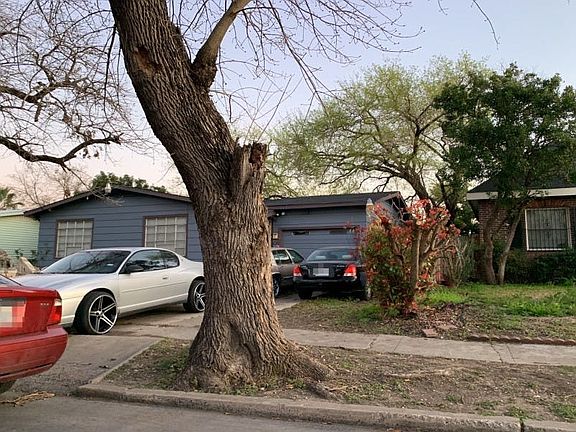 2nd image of 114 Englewood Dr