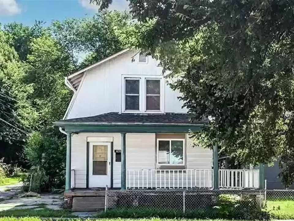 1st image of 408 N 4th St
