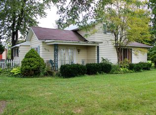 501 S Main St, Waldron, MI 49288