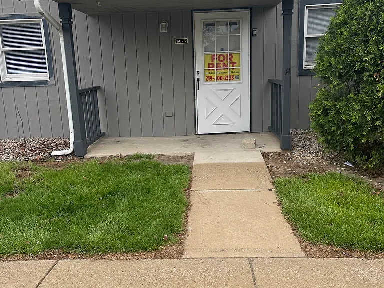 6076 Pennsylvania Dr — Photo 1