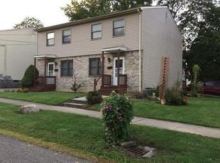 107 Hazel St, Girard, OH