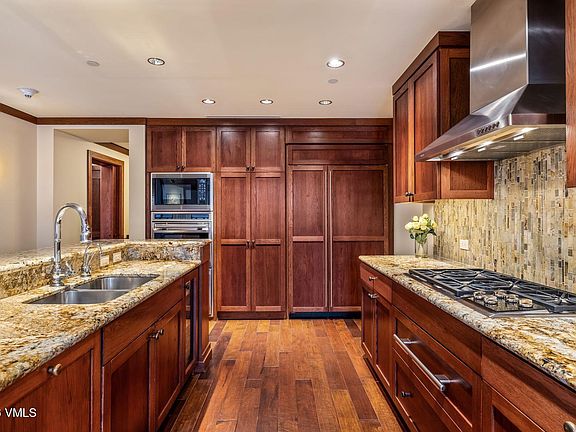 4th image of 1 Vail Rd #9204