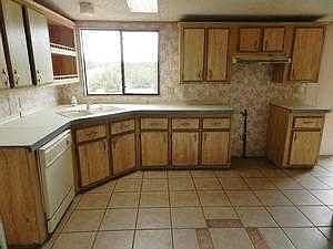 Kitchen - additional view