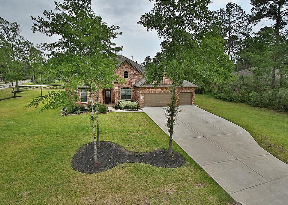 1st image of 26410 Country Hollow St