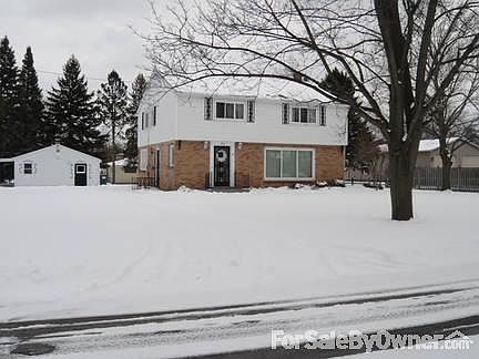 1st image of 720 Willow Springs Dr