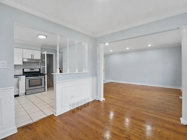 5630 Clarendon Hills Rd — Photo 5