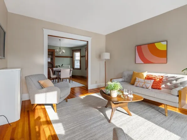 324 Beech St #1, Roslindale, MA 02131