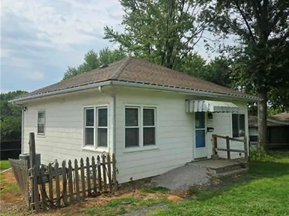 3506 S Crysler Ave, Independence, MO 64052