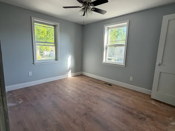 154 W Barber Ave, Woodbury, NJ 08096