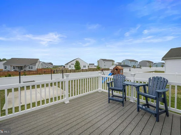 306 Horse Trail Ln, Felton, DE 19943