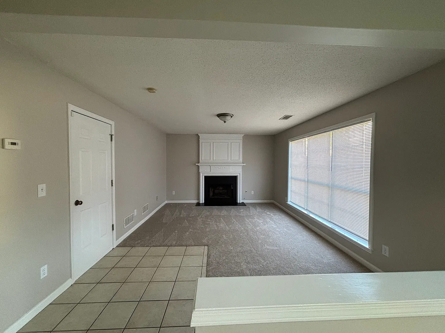 4 bed, 2164 sqft, $2,895 — Photo 4