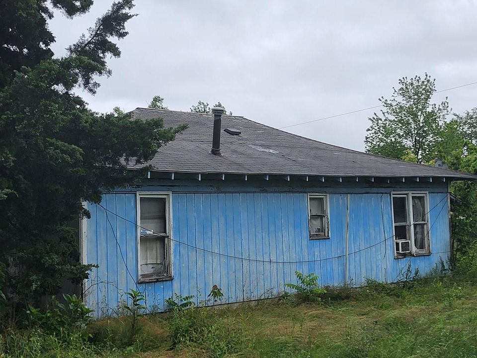 2nd image of 520 S Roosevelt St