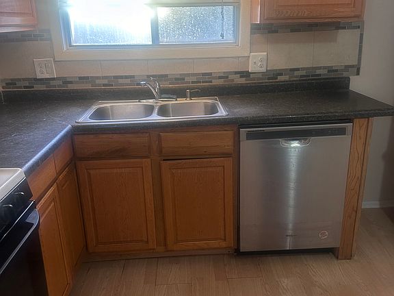 4th image of 3702 Salem Walk #A2