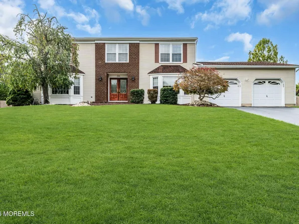 296 Betsy Ross Drive, Freehold, NJ 07728