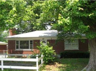 6410 Upper Hunters Trce, Louisville, KY 40216