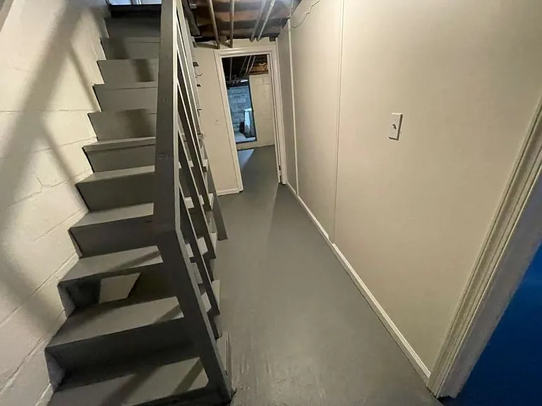 1502 N Kenwood Ave — Photo 14