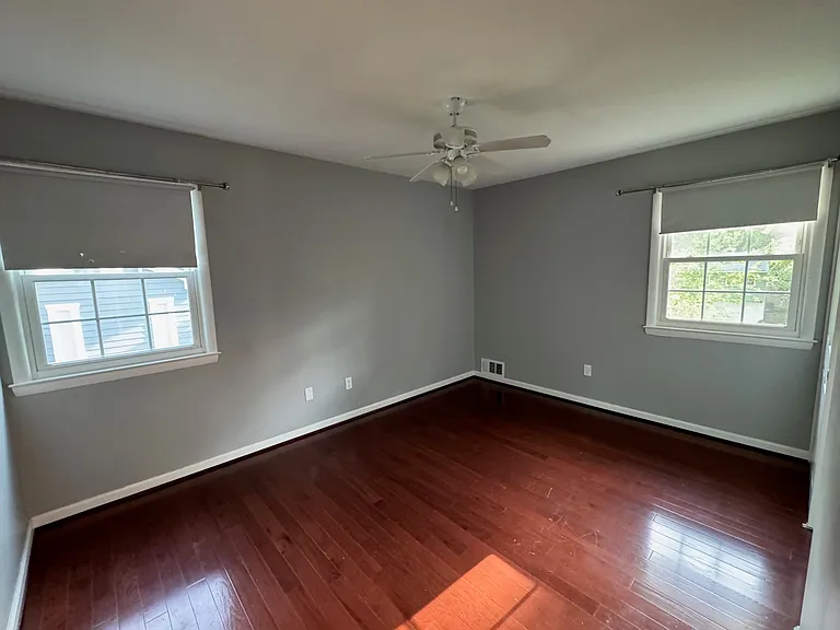 2428 Drexel St — Photo 23