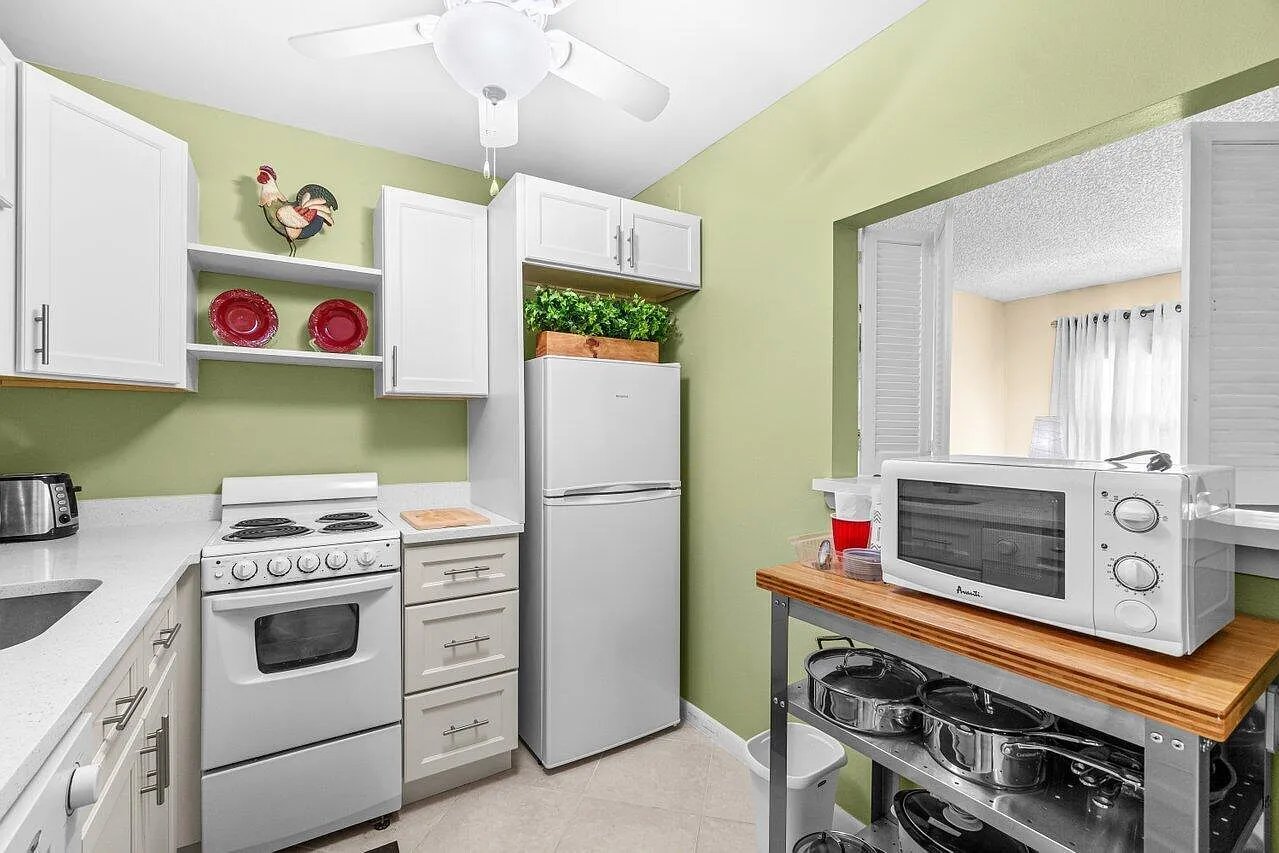 1 bed, 1.5 bath, 720 sqft, $2,750 — Photo 4