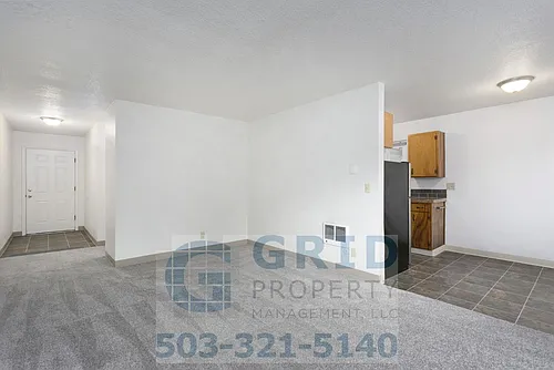 1800 SE Stark St #105 Photo 1