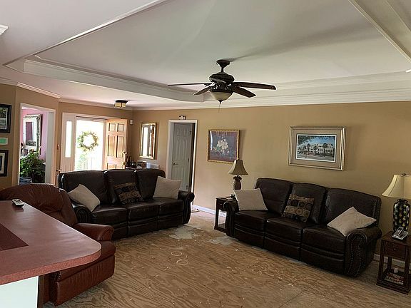 Installing new carpet 7/16