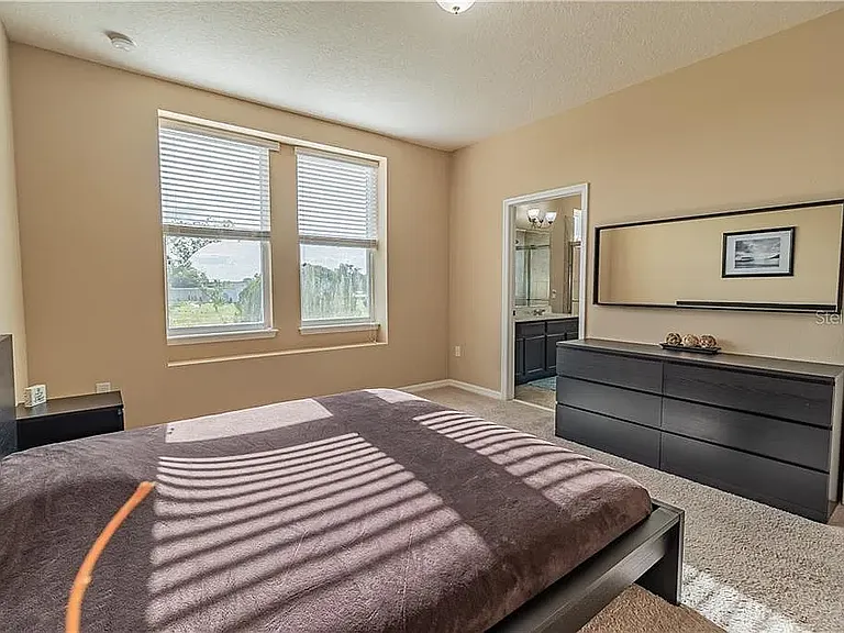 1624 Mohegan Blvd — Photo 11