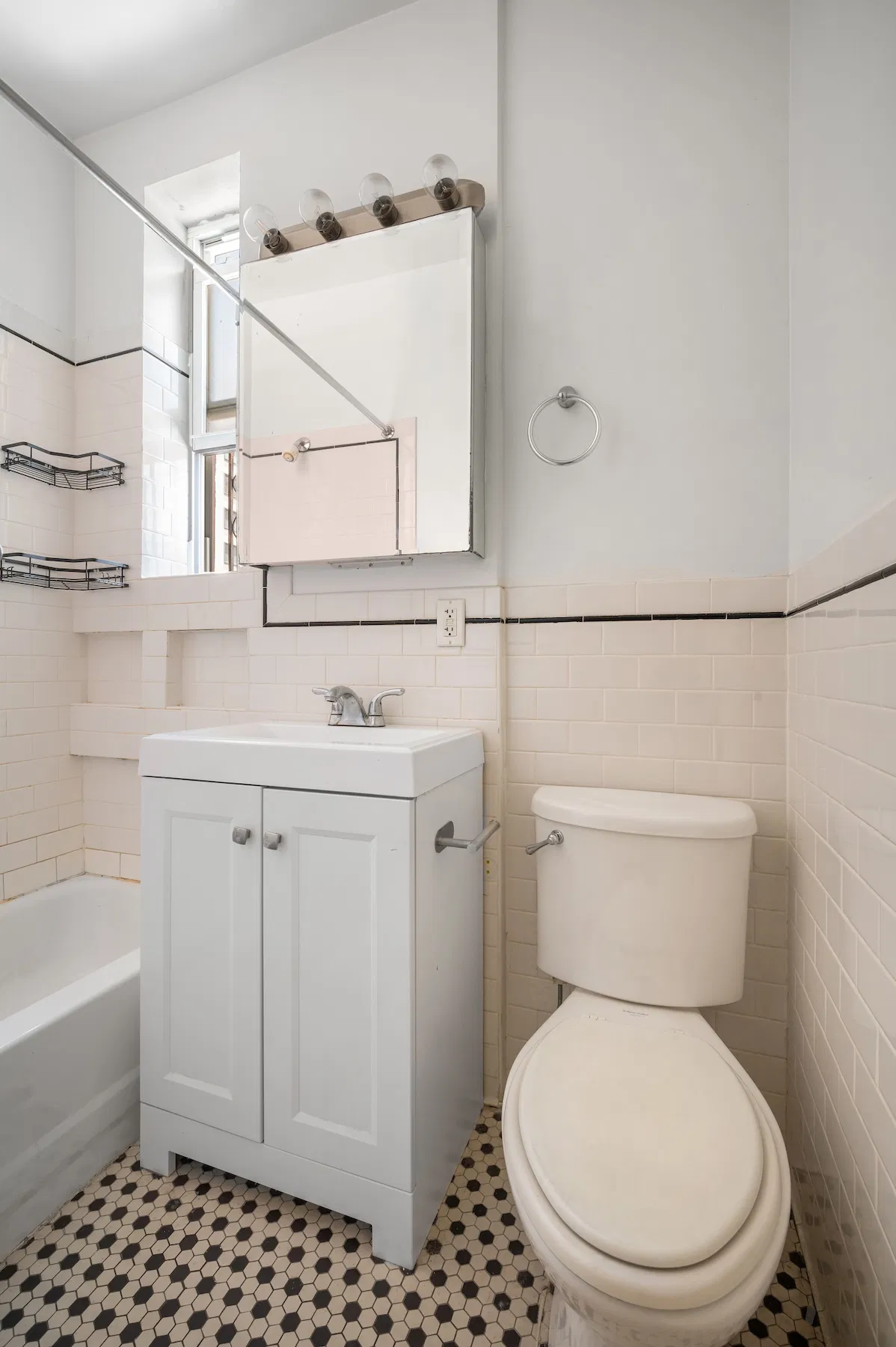 331 East 33rd Street #5A in Kips Bay, Manhattan | StreetEasy