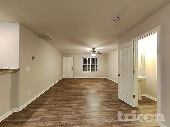 2nd image of 1008 River Crest Ct