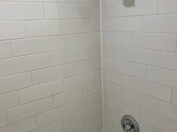 Fullbath with soaking tub.