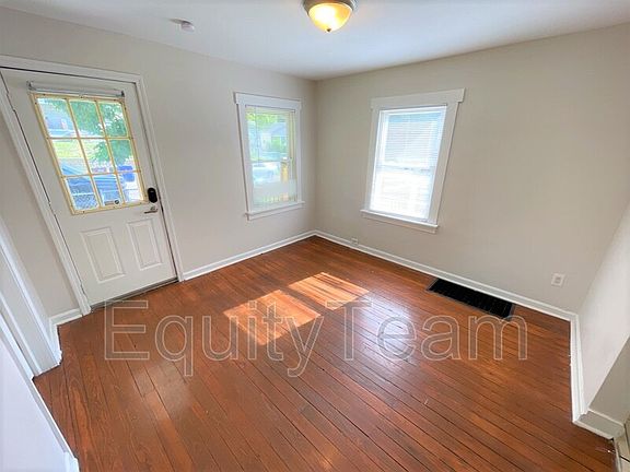 2nd image of 205 Cereal Ave