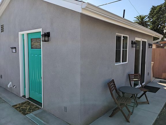 4th image of 3719 Lowell Ave