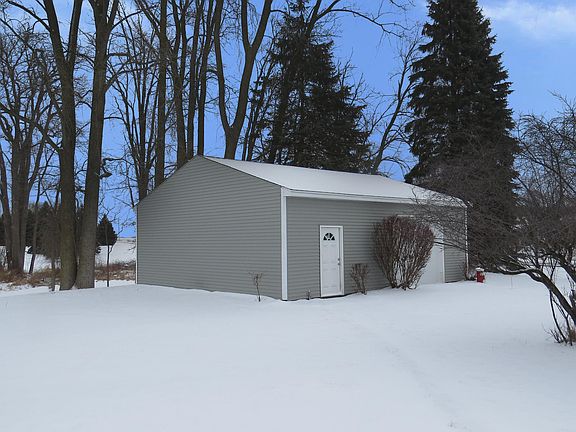 3rd image of 3481 Jefferson Rd