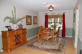 3rd image of 9183 Mornington Dr
