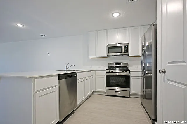 2415 Shady Grv — Photo 3