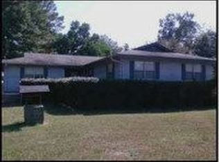 1102 Hargrove St, Marshall, TX 75670