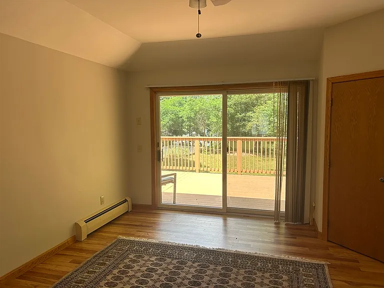 20 Breeze Dr — Photo 13
