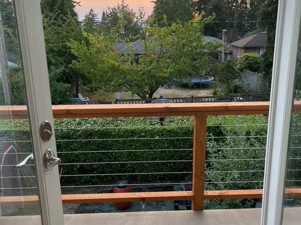 (undisclosed Address), Seattle, WA 98177