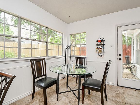 5th image of 8118 Brinkworth Ln