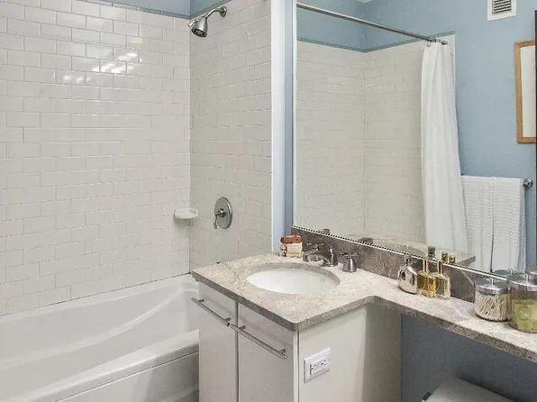 272 West 107th Street image 10 of 21