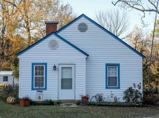 1007 Sweetwater Rd, Greenwood, SC 29646