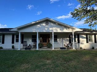 77 C Dabney Rd, Russell Springs, KY 42642
