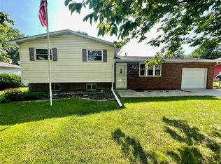 523 Texas Blvd, Bethalto, IL