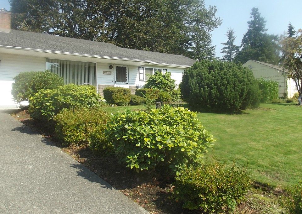 1st image of 8613 95th St SW